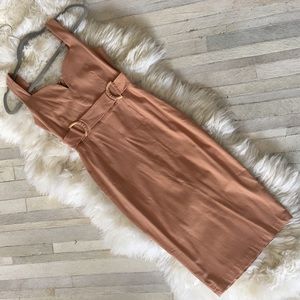 Nude body con Vesper dress!